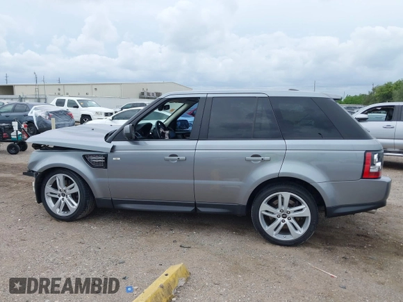 2013 Land Rover Range Rover Sport HSE Lux z VIN SALSK2D4XDA806027, wystawiony jako IAAI lot #42123248 z przebiegiem 141 504 mil mil oraz . Historia ofert i sprzedaży dostępna na DreamBid. Obrazek 15.