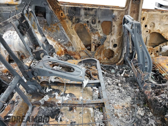 2015 GMC Terrain SLE z VIN 2GKALMEK7F6235741, wystawiony jako Copart lot #81966654 z przebiegiem Nie podano mil oraz Nie do naprawy • Non repairable. Historia ofert i sprzedaży dostępna na DreamBid. Obrazek 10.
