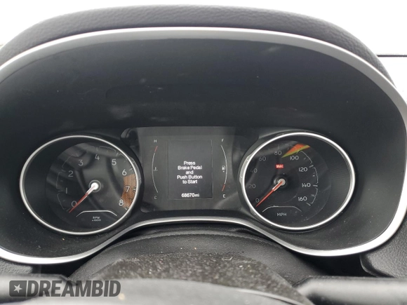 2020 Jeep Compass Latitude with VIN 3C4NJDBB6LT205290, listed as a Copart auction lot 86425454 with 68,670 mi miles and Salvage title. Bid and sale history available at DreamBid. Image 9.