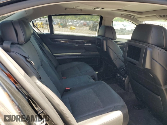 2009 BMW 7 Series 750Li with VIN WBAKB83599CY57659, listed as a Copart auction lot 55049645 with Not Provided miles and Clean Title. Bid and sale history available at DreamBid. Image 10.