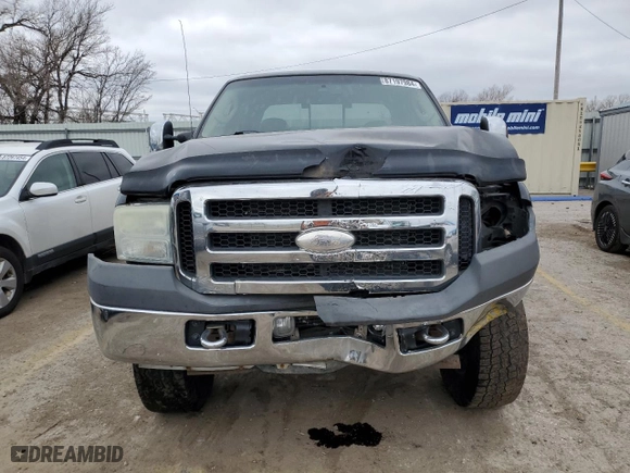 2006 Ford Super Duty F-350 SRW XL with VIN 1FTWW31P46ED68473, listed as a Copart auction lot 87197984 with 283,750 mi miles and Salvage Title. Bid and sale history available at carsss.com. Image 5.