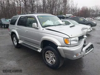 2001 Toyota 4Runner SR5 with VIN JT3HN86R910357840, listed as a IAAI auction lot 40365196 with 184,999 mi miles. Bid and sale history available at carsss.com. Image 1.