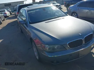 2006 BMW 7 Series 750Li with VIN WBAHN83506DT25188, listed as a IAAI auction lot 41599512 with 81,872 mi miles. Bid and sale history available at carsss.com. Image 1.