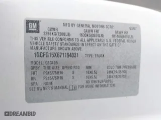 2007 Chevrolet Express Cargo Van with VIN 1GCFG15X671194331, listed as a IAAI auction lot 41900166 with 207,529 mi miles. Bid and sale history available at carsss.com. Image 9.