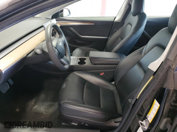 2023 Tesla Model 3 z VIN 5YJ3E1EA1PF450693, wystawiony jako Copart lot #63134005 z przebiegiem 65 116 mil mil oraz Czysty tytuł • Clean title. Historia ofert i sprzedaży dostępna na DreamBid. Obrazek 7.