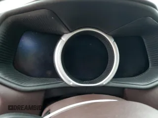 2020 Aston Martin DB11 z VIN SCFRMFCW5LGM08456, wystawiony jako Copart lot #78863454 z przebiegiem Nie podano mil oraz Szkody całkowita. Historia ofert i sprzedaży dostępna na DreamBid. Obrazek 9.