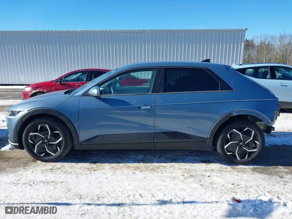 2022 Hyundai IONIQ 5 SE with VIN KM8KMDAF8NU101337, listed as a IAAI auction lot 41389478 with 38,734 mi miles. Bid and sale history available at carsss.com. Image 15.
