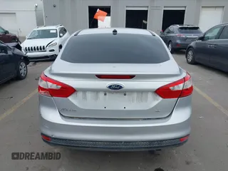 2013 Ford Focus SE with VIN 1FADP3F20DL361469, listed as a IAAI auction lot 41457037 with 127,852 mi miles. Bid and sale history available at carsss.com. Image 16.