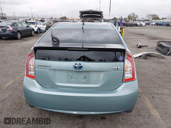 2014 Toyota Prius Four with VIN JTDKN3DU5E1814588, listed as a IAAI auction lot 42073609 with 209,003 mi miles. Bid and sale history available at carsss.com. Image 16.
