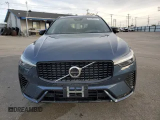 2024 Volvo XC60 Recharge Plug-In Hybrid Ultimate Dark Theme with VIN YV4H60DMXR1743817, listed as a Copart auction lot 81370944 with 5,279 mi miles and Salvage Title. Bid and sale history available at carsss.com. Image 5.