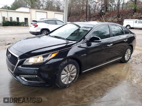 2017 Hyundai Sonata Hybrid SE with VIN KMHE24L16HA050088, listed as a Copart auction lot 39151904 with 118,004 mi miles. Bid and sale history available at carsss.com. Image 1.