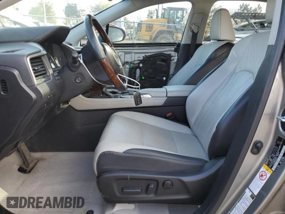 2019 Lexus RX with VIN 2T2BZMCA6KC208074, listed as a Copart auction lot 49067185 with 124,649 mi miles and Salvage Title. Bid and sale history available at carsss.com. Image 7.