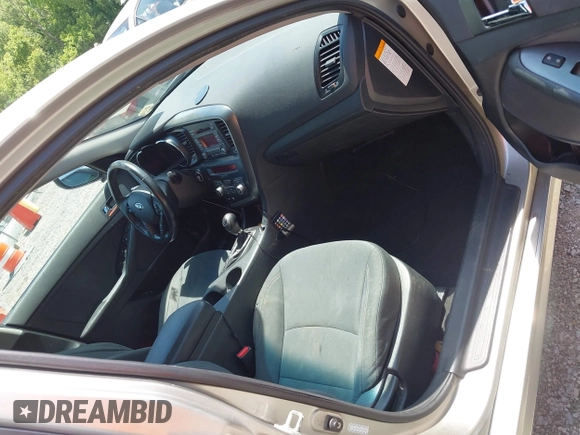 2013 Kia Optima EX with VIN KNAGM4AD2D5040761, listed as a IAAI auction lot 42460106 with 117,572 mi miles and . Bid and sale history available at DreamBid. Image 5.