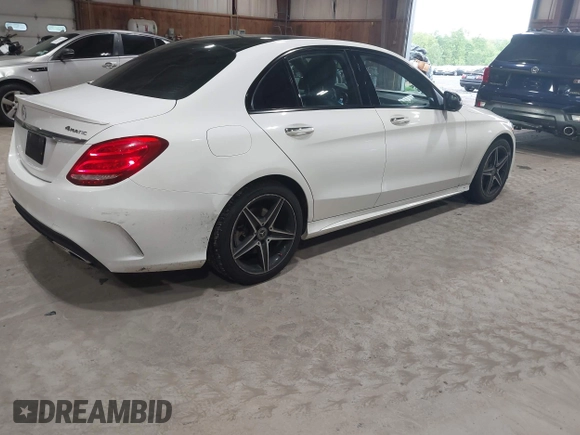 2018 Mercedes-Benz C 300 с VIN 55SWF4KB2JU282237, выставлен на аукционе IAAI как лот 42331996 с пробегом 48 683 миль миль и . История ставок и продаж доступна на DreamBid. Изображение 4.