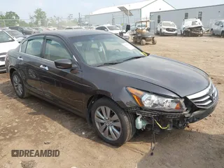 2011 Honda Accord EX-L z VIN 1HGCP3F89BA021080, wystawiony jako IAAI lot #42430059 z przebiegiem 130 265 mil mil oraz . Historia ofert i sprzedaży dostępna na DreamBid. Obrazek 1.