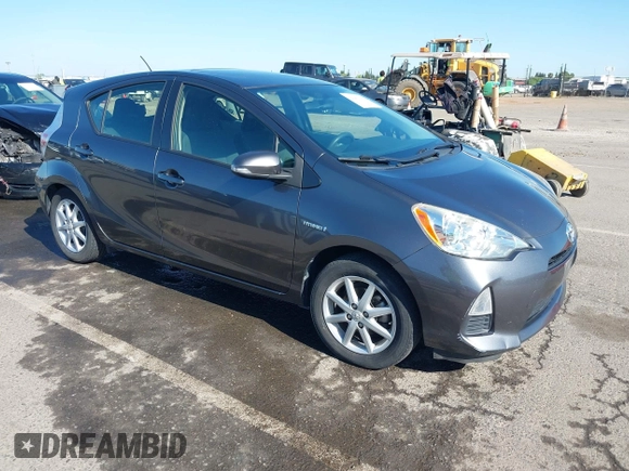 2014 Toyota Prius One z VIN JTDKDTB39E1078879, wystawiony jako IAAI lot #42201010 z przebiegiem 147 544 mil mil oraz . Historia ofert i sprzedaży dostępna na DreamBid. Obrazek 1.