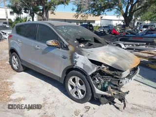 2016 Ford Escape SE z VIN 1FMCU0G76GUA61050, wystawiony jako IAAI lot #42171320 z przebiegiem Nie podano mil oraz . Historia ofert i sprzedaży dostępna na DreamBid. Obrazek 1.