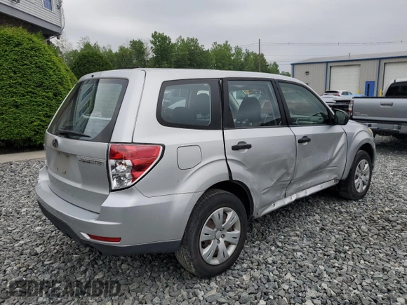 2009 Subaru Forester X with VIN JF2SH61649H778759, listed as a Copart auction lot 59593105 with 57,320 mi miles and Clean title. Bid and sale history available at DreamBid. Image 3.