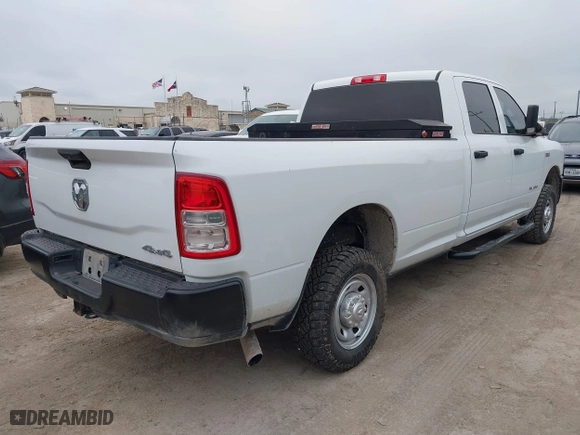 2022 Ram 2500 Tradesman with VIN 3C6UR5HJ4NG354406, listed as a IAAI auction lot 41979979 with 79,649 mi miles. Bid and sale history available at carsss.com. Image 4.