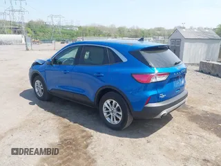 2020 Ford Escape SE with VIN 1FMCU9G62LUC65043, listed as a IAAI auction lot 42122819 with 28,341 mi miles. Bid and sale history available at carsss.com. Image 3.