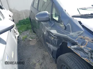 2015 Toyota Prius Four z VIN JTDKN3DU7F2003225, wystawiony jako IAAI lot #41741030 z przebiegiem 195 090 mil mil oraz . Historia ofert i sprzedaży dostępna na DreamBid. Obrazek 13.