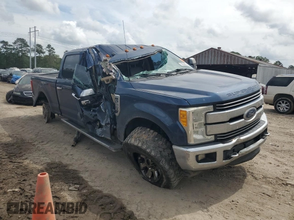 2017 Ford F-250 Lariat z VIN 1FT7W2BT4HEB74233, wystawiony jako Copart lot #55230605 z przebiegiem Nie podano mil oraz Szkoda całkowita • Salvage title. Historia ofert i sprzedaży dostępna na DreamBid. Obrazek 4.
