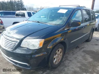 2012 Chrysler Town & Country Touring with VIN 2C4RC1BG0CR229397, listed as a IAAI auction lot 41820467 with 211,420 mi miles. Bid and sale history available at carsss.com. Image 2.