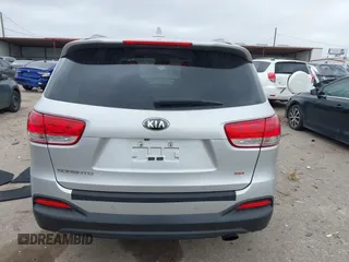 2017 Kia Sorento LX with VIN 5XYPG4A33HG297281, listed as a IAAI auction lot 41962658 with 127,795 mi miles. Bid and sale history available at carsss.com. Image 16.