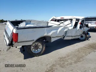 1995 Ford F-250 with VIN 1FTHX25F7SEA83455, listed as a Copart auction lot 76370784 with 0 mi miles and Salvage Title. Bid and sale history available at carsss.com. Image 3.
