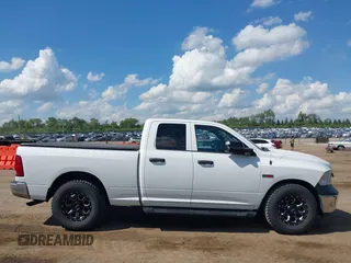 2015 Ram 1500 Tradesman z VIN 1C6RR7FM9FS544341, wystawiony jako IAAI lot #42604512 z przebiegiem 198 807 mil mil oraz . Historia ofert i sprzedaży dostępna na DreamBid. Obrazek 13.