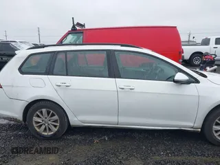 2016 Volkswagen Golf SportWagen TSI SE with VIN 3VWC17AU3GM510173, listed as a IAAI auction lot 41615322 with 133,690 mi miles. Bid and sale history available at carsss.com. Image 13.