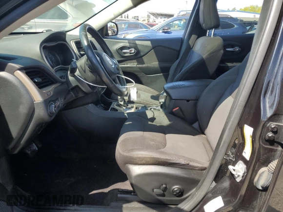 2016 Jeep Cherokee 75th Anniversary with VIN 1C4PJLCB4GW195585, listed as a Copart auction lot 52948195 with 167,743 mi miles and Clean Title. Bid and sale history available at carsss.com. Image 7.