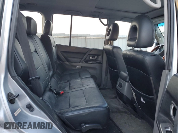 2006 Mitsubishi Montero Limited z VIN JA4MW51S66J002894, wystawiony jako Copart lot #84542064 z przebiegiem Nie podano mil oraz Szkoda całkowita • Salvage title. Historia ofert i sprzedaży dostępna na DreamBid. Obrazek 12.