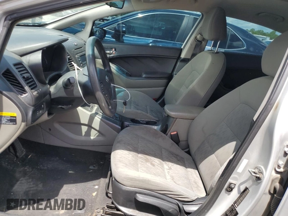 2016 Kia Forte LX z VIN KNAFK4A67G5486590, wystawiony jako Copart lot #52322535 z przebiegiem 191 541 mil mil oraz Szkoda całkowita • Salvage title. Historia ofert i sprzedaży dostępna na DreamBid. Obrazek 7.