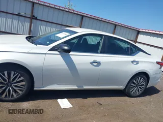 2024 Nissan Altima SV with VIN 1N4BL4DV7RN412693, listed as a IAAI auction lot 42174984 with 20,083 mi miles and . Bid and sale history available at carsss.com. Image 14.