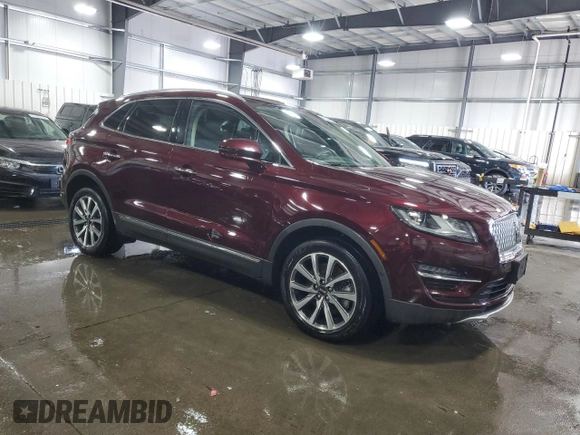 2019 Lincoln MKC Reserve with VIN 5LMCJ3D98KUL02399, listed as a Copart auction lot 68334054 with 51,758 mi miles and Salvage Title. Bid and sale history available at carsss.com. Image 4.
