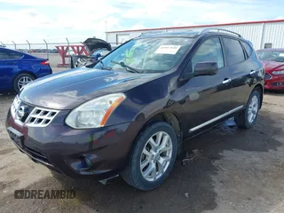 2013 Nissan Rogue SV z VIN JN8AS5MV2DW103820, wystawiony jako IAAI lot #41897820 z przebiegiem 124 955 mil mil oraz . Historia ofert i sprzedaży dostępna na DreamBid. Obrazek 2.