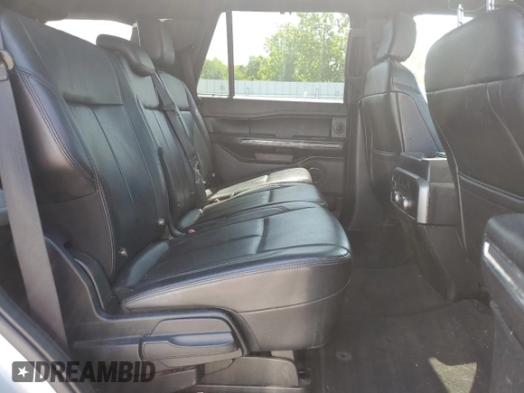 2018 Ford Expedition XLT with VIN 1FMJU1JT4JEA42677, listed as a Copart auction lot 58957205 with 144,611 mi miles and Salvage title. Bid and sale history available at DreamBid. Image 11.