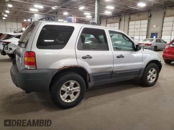 2007 Ford Escape XLT with VIN 1FMYU93177KA14990, listed as a Copart auction lot 77816054 with 202,901 mi miles and Clean Title. Bid and sale history available at carsss.com. Image 3.