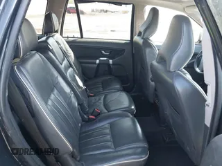 2014 Volvo XC90 with VIN YV4952CY8E1688883, listed as a IAAI auction lot 41408524 with 103,621 mi miles. Bid and sale history available at carsss.com. Image 8.