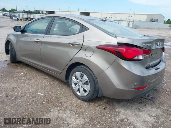 2016 Hyundai Elantra SE z VIN 5NPDH4AEXGH797608, wystawiony jako IAAI lot #42432065 z przebiegiem 139 861 mil mil oraz . Historia ofert i sprzedaży dostępna na DreamBid. Obrazek 3.