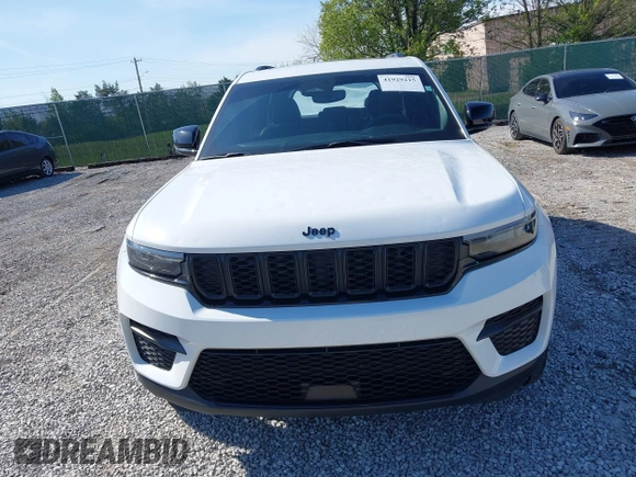 2023 Jeep Grand Cherokee Laredo with VIN 1C4RJHAG1PC515399, listed as a IAAI auction lot 41929215 with 27,986 mi miles and . Bid and sale history available at DreamBid. Image 12.