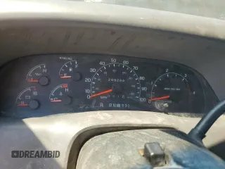 2000 Ford F-350 XL with VIN 1FTSW31F3YEB20854, listed as a Copart auction lot 61717865 with 209,288 mi miles and Salvage title. Bid and sale history available at DreamBid. Image 9.