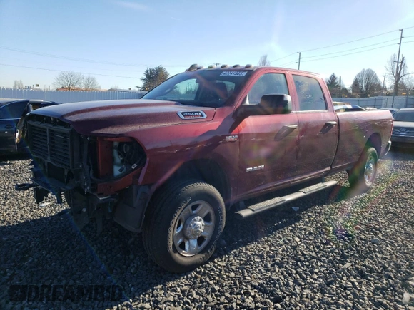 2020 Ram 2500 Tradesman z VIN 3C6UR5HJ7LG285613, wystawiony jako Copart lot #42241985 z przebiegiem 30 298 mil mil oraz Szkoda całkowita • Salvage title. Historia ofert i sprzedaży dostępna na DreamBid. Obrazek 1.