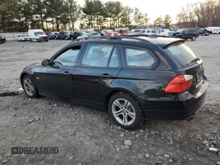 2008 BMW 3 Series 328xi z VIN WBAVT73508FZ37661, wystawiony jako Copart lot #82844114 z przebiegiem 188 089 mil mil oraz Czysty tytuł • Clean title. Historia ofert i sprzedaży dostępna na DreamBid. Obrazek 2.