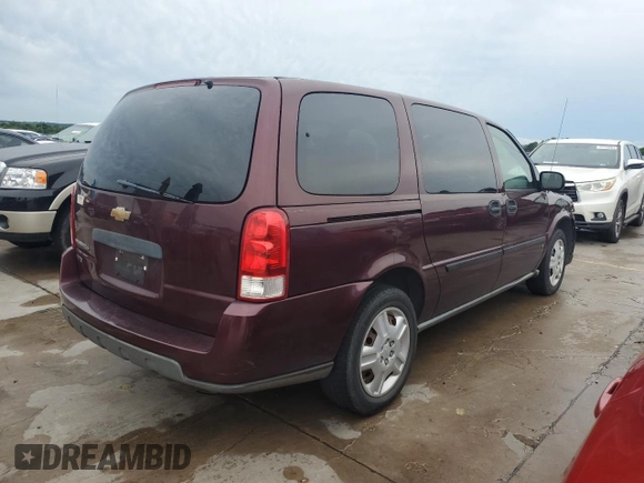2008 Chevrolet Uplander LS with VIN 1GNDV23WX8D131396, listed as a Copart auction lot 56591764 with 209,031 mi miles and Salvage Title. Bid and sale history available at carsss.com. Image 3.