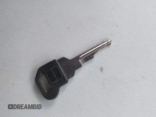 1995 Chevrolet Chevy Van z VIN 1GNEG25Z4SF221421, wystawiony jako IAAI lot #42003616 z przebiegiem 196 007 mil mil oraz . Historia ofert i sprzedaży dostępna na DreamBid. Obrazek 11.
