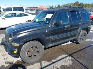 2006 Jeep Liberty Limited with VIN 1J4GL58K06W235832, listed as a IAAI auction lot 41604428 with 172,979 mi miles. Bid and sale history available at carsss.com. Image 2.