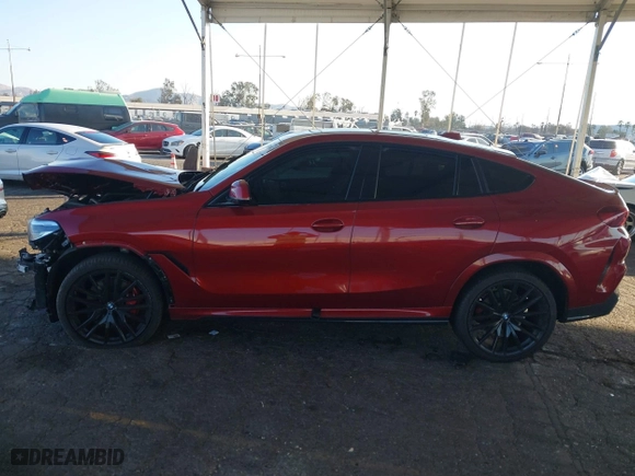 2022 BMW X6 xDrive40i with VIN 5UXCY6C06N9K57184, listed as a IAAI auction lot 41302467 with 42,073 mi miles. Bid and sale history available at carsss.com. Image 15.