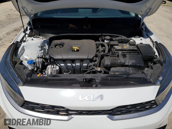 2022 Kia Forte LXS with VIN 3KPF24AD1NE497703, listed as a Copart auction lot 50164825 with 16,726 mi miles and Non Repairable. Bid and sale history available at carsss.com. Image 11.